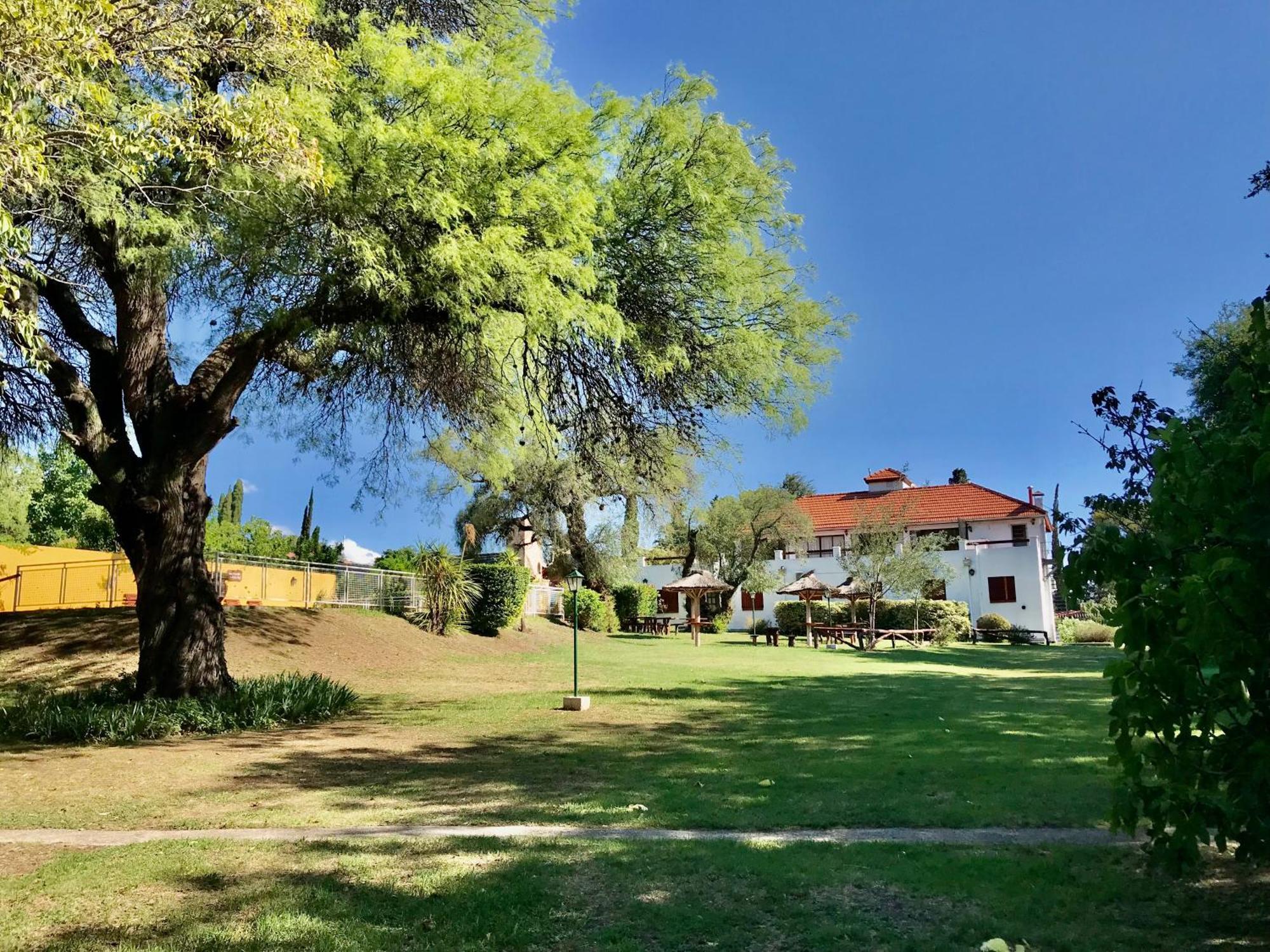 Hotel De Los Cesares Villa de Merlo Exterior photo